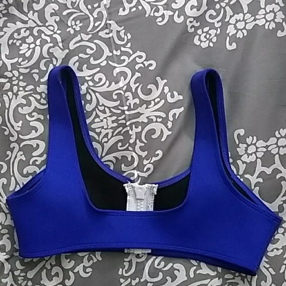 HOAKA Swimwear Top - Picture 2 of 2